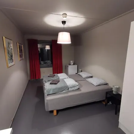 Lovisenlund Hostel *